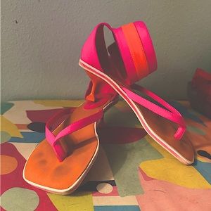 Jeffrey Campbell neon pink and orange flip flop kitten heel size 8.5